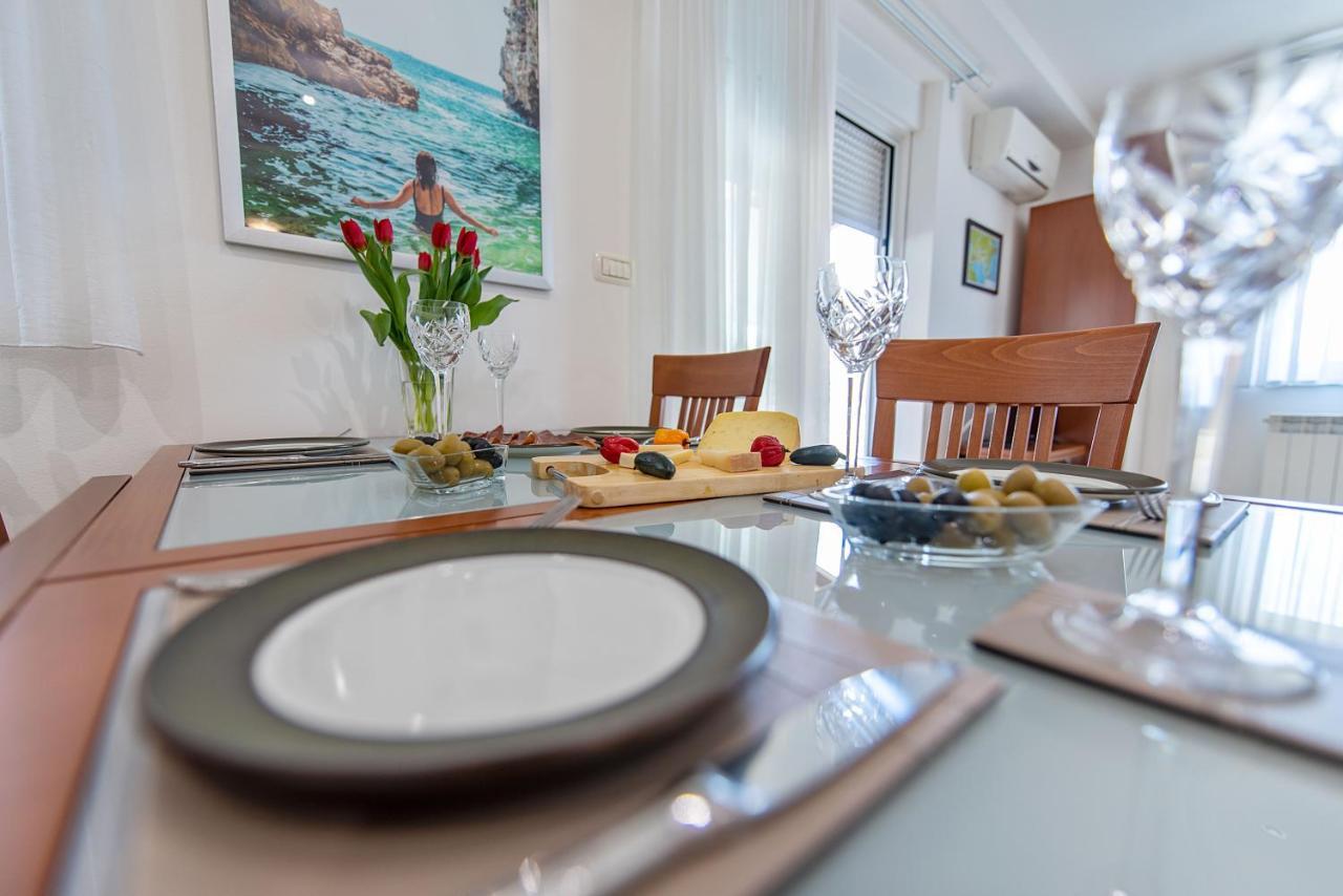 Summer House Пула Екстериор снимка